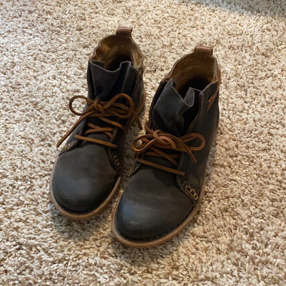 Born boots